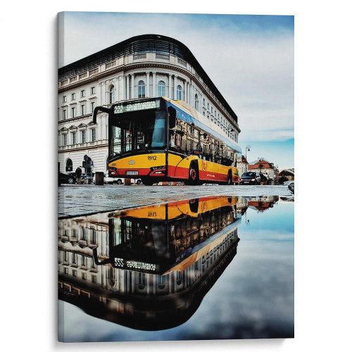 kartyna-Автобус в відображенні